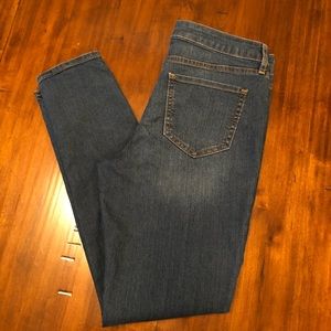 Old Navy Super Skinny Jeans, Size 8